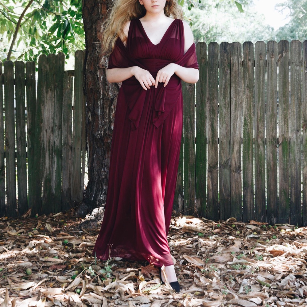 NWOT Deep Wine Floor Length Prom Formal Dress Gown